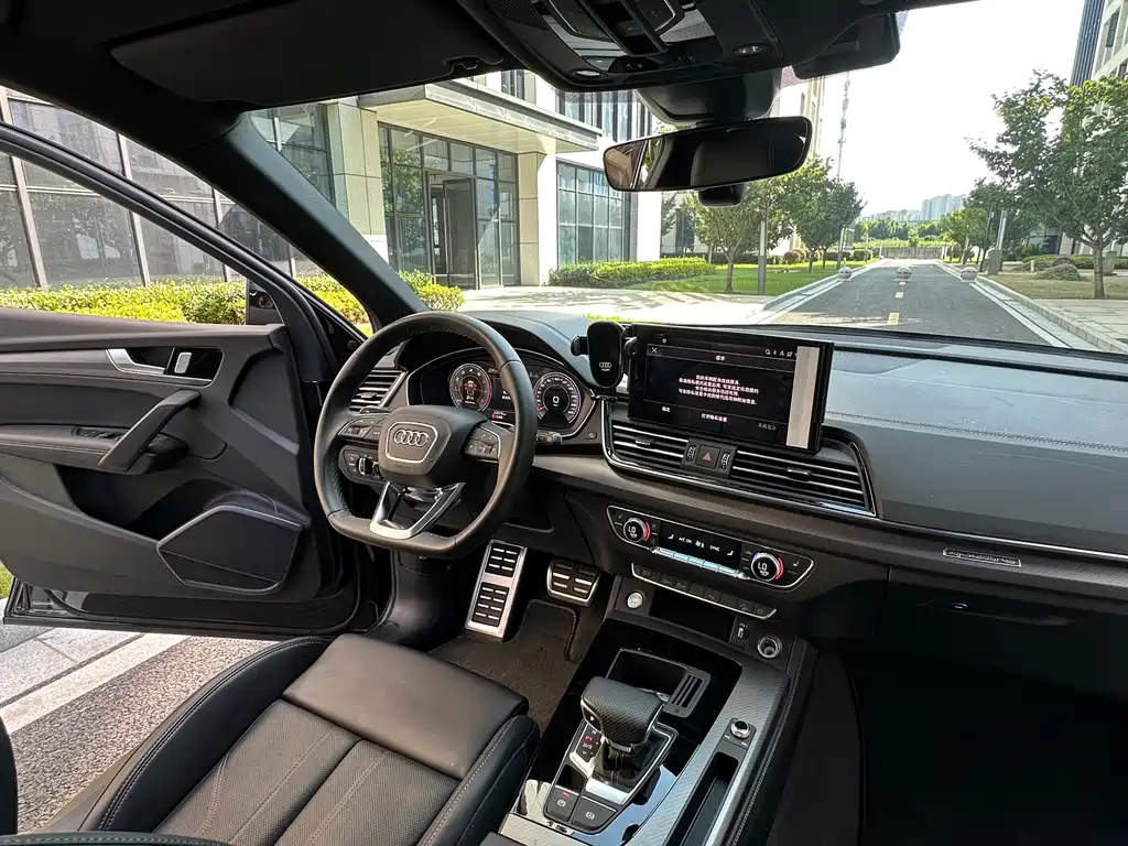 Audi Q5L — миниатюра 13