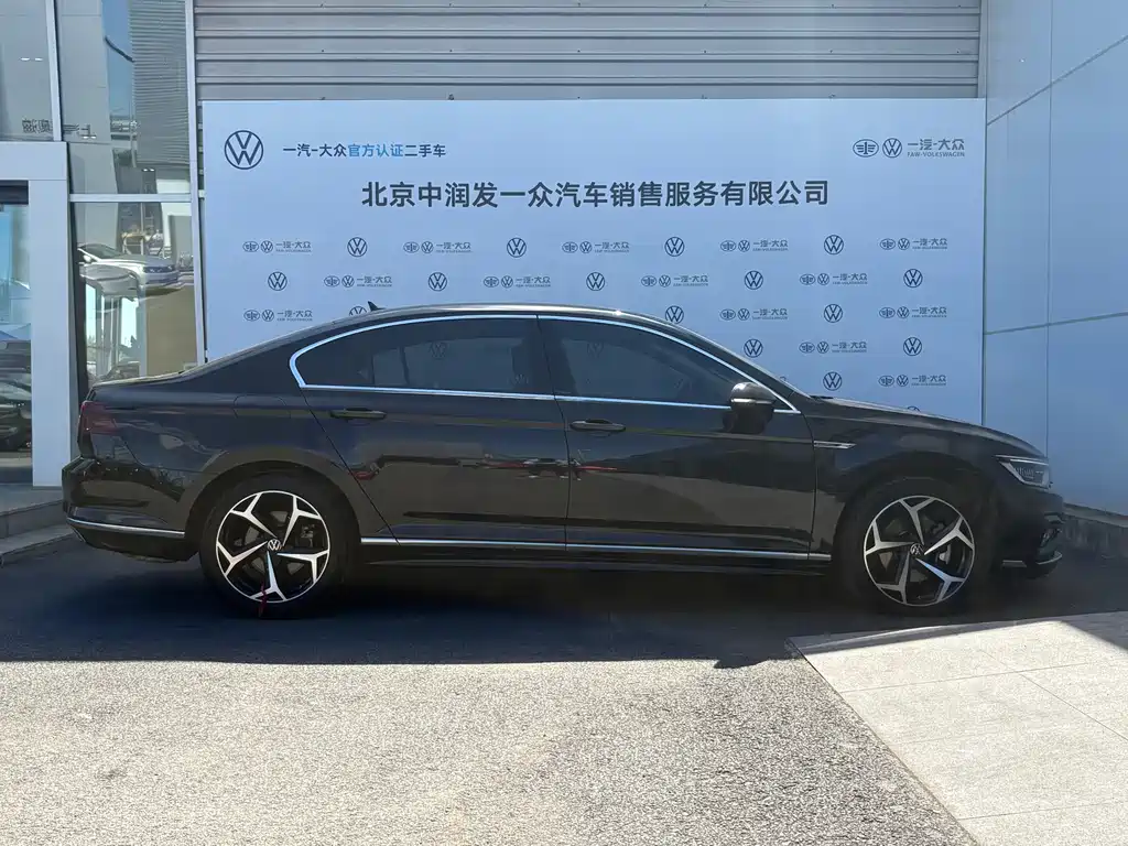 Volkswagen Magotan 2023 200 330TSI DSG Luxury