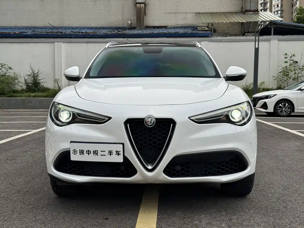 Alfa Romeo Stelvio — миниатюра 2