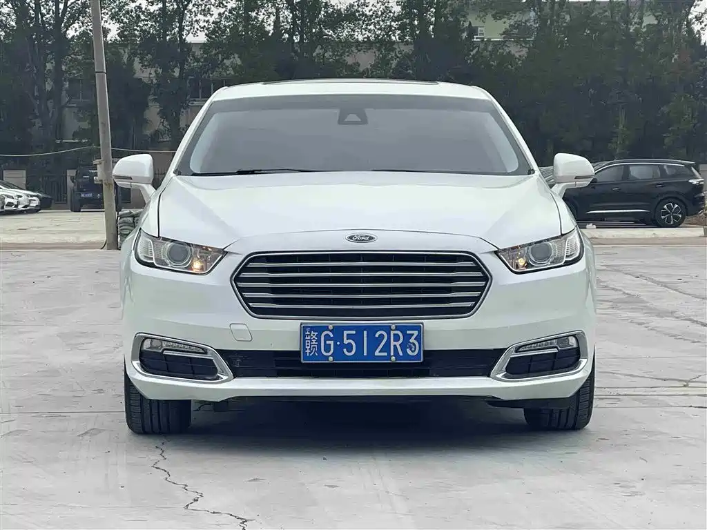 FORD TAURUS