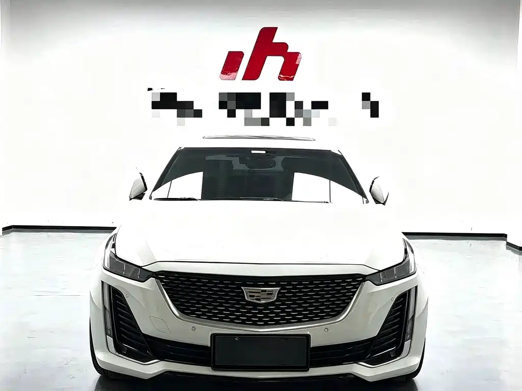 Cadillac CT5 — миниатюра 2