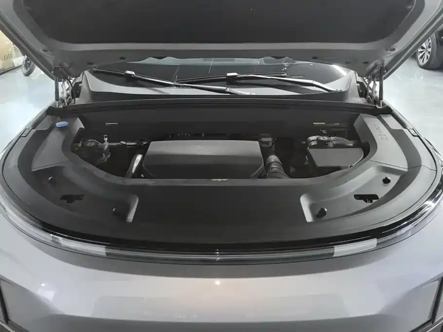 Li Auto Li L9 — миниатюра 10