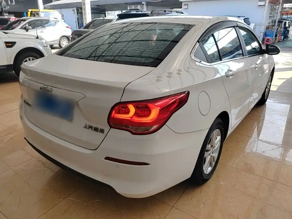 Chevrolet Cavalier — миниатюра 7