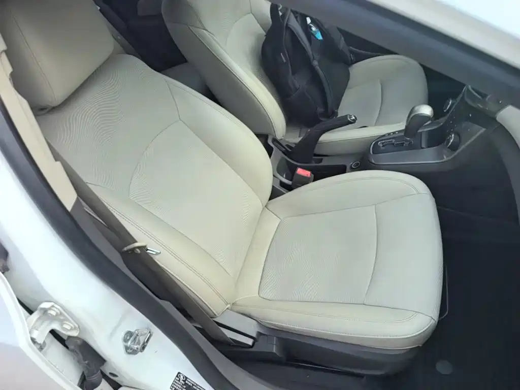 Chevrolet Cruze — миниатюра 25