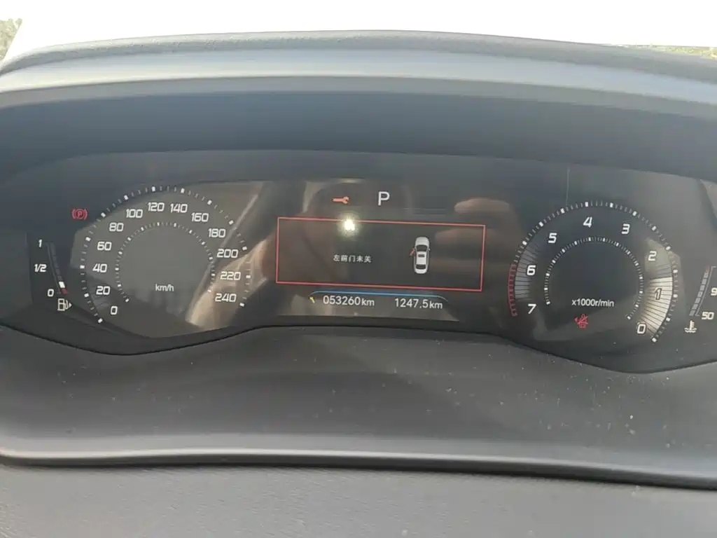 Peugeot 408 — миниатюра 12