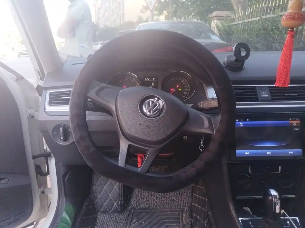 Volkswagen Bora — миниатюра 13
