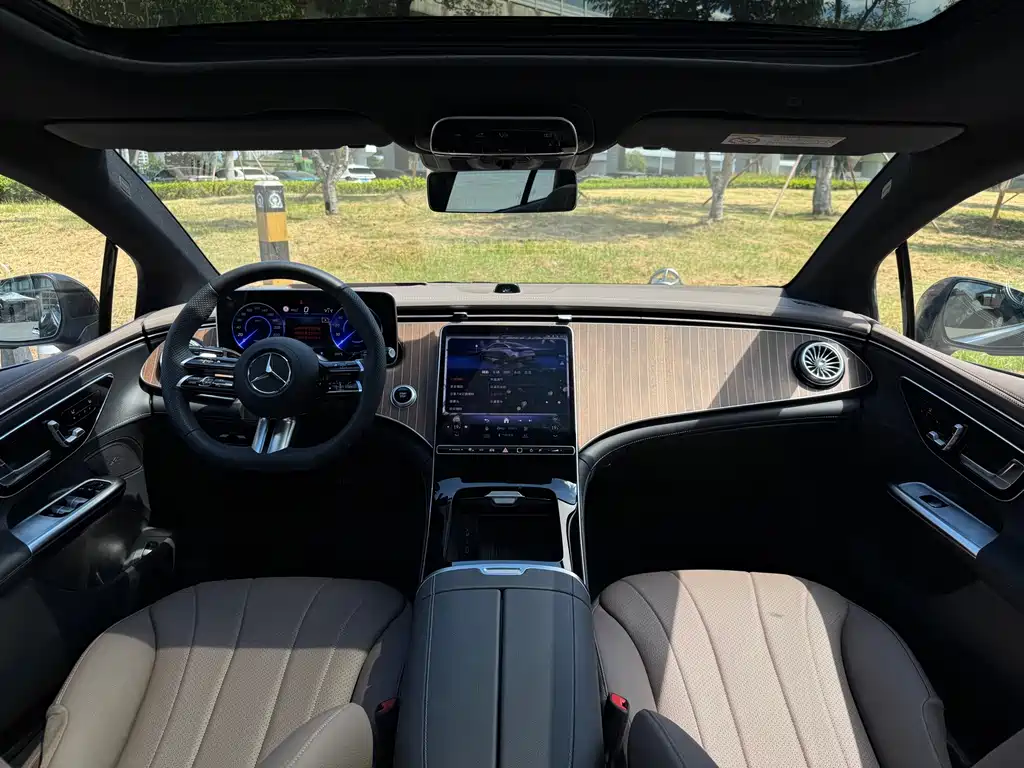 Mercedes-Benz EQE — миниатюра 16