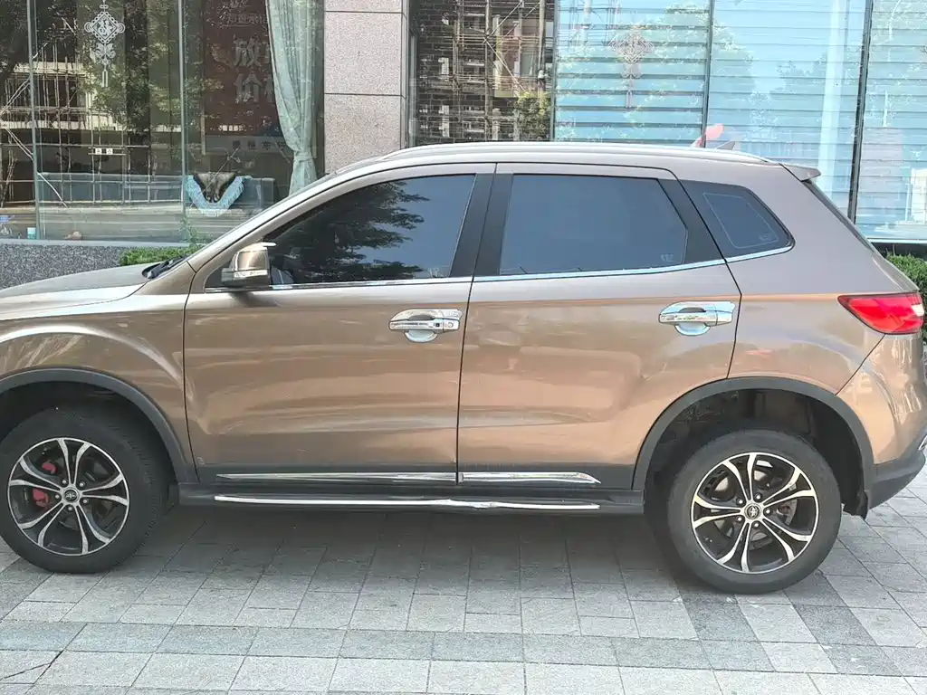 FAW Senya R7 — миниатюра 4