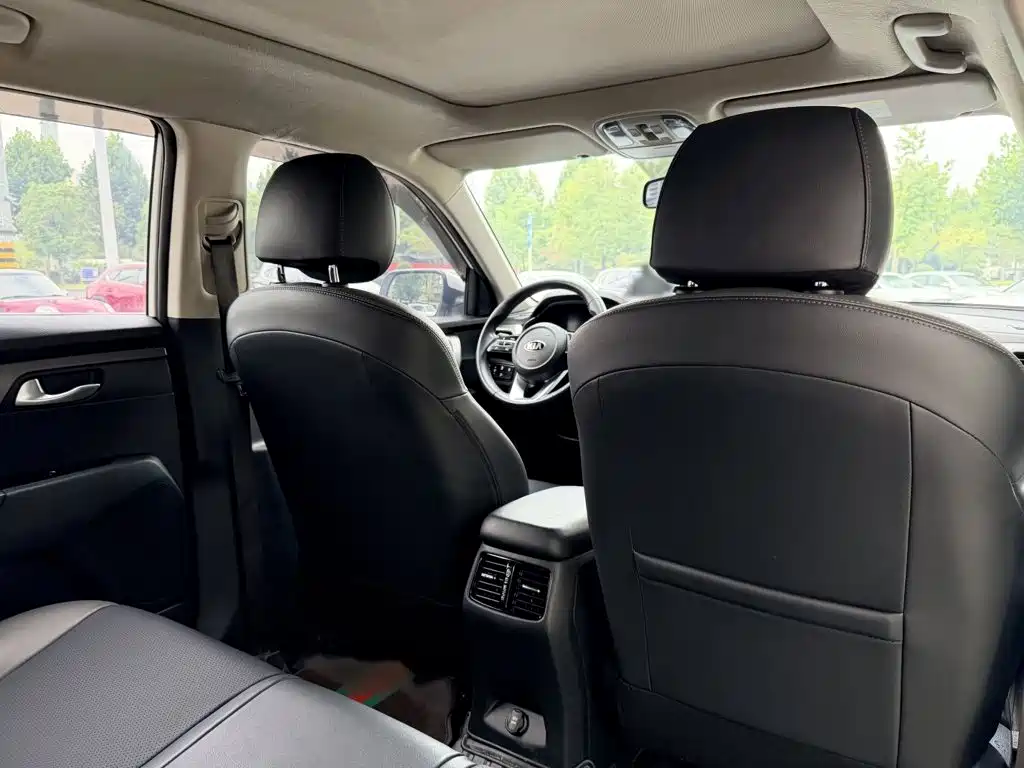 Kia Sportage — миниатюра 8