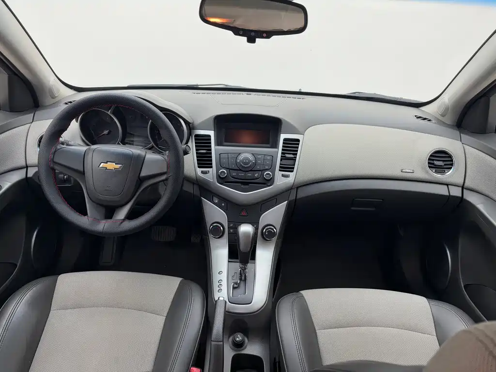 Chevrolet Cruze — миниатюра 7