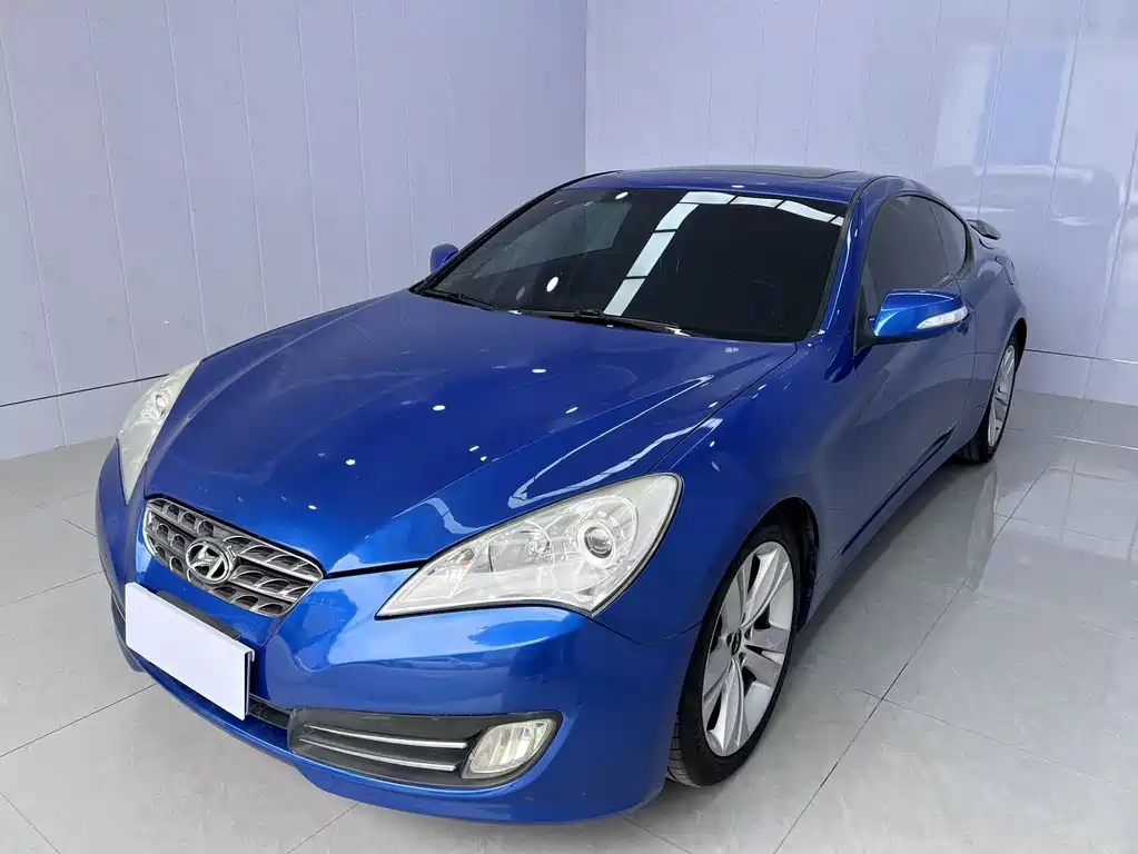 Купить Hyundai Genesis Coupe