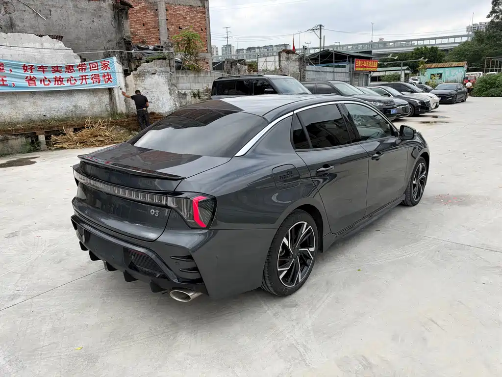 Lynk & Co 03 — миниатюра 5