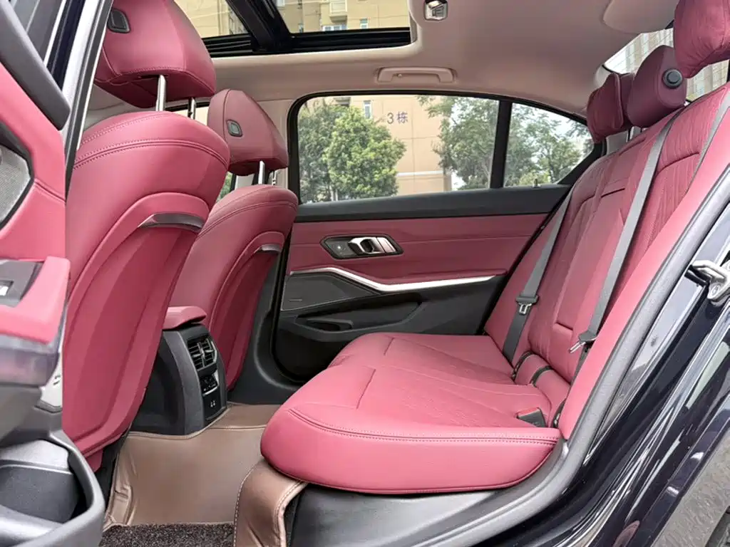 BMW 3 Series — миниатюра 17
