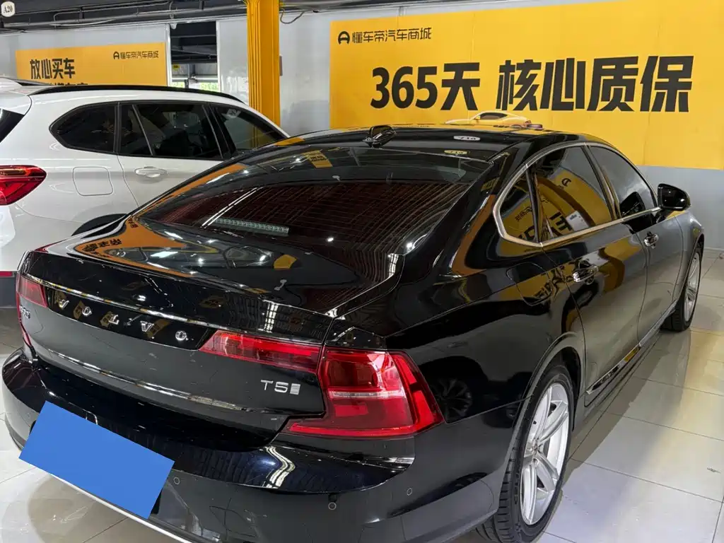 Volvo S90 — миниатюра 9
