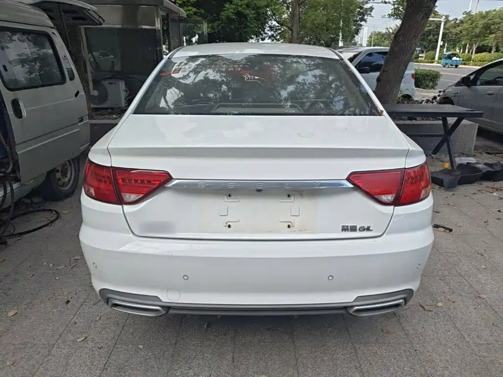 Geely Emgrand GL — миниатюра 6