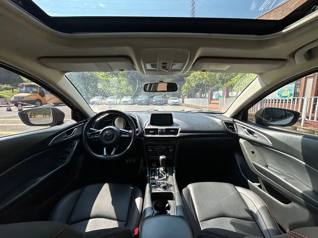 Mazda 3 Axela — миниатюра 6