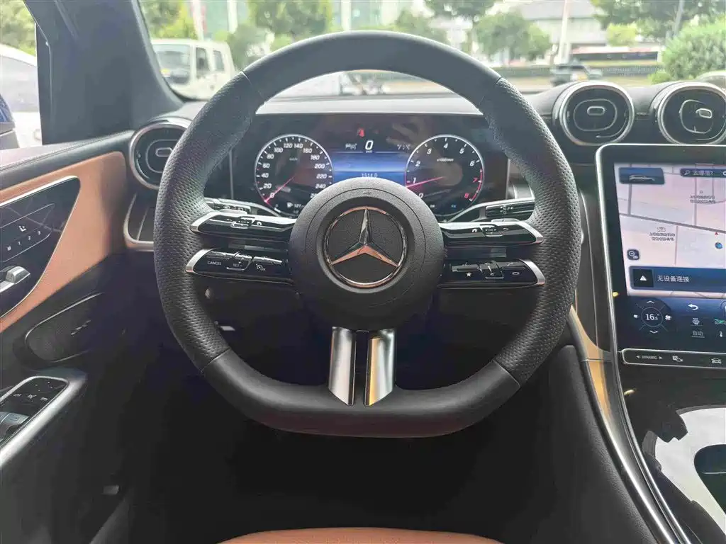 Mercedes-Benz GLC — миниатюра 11