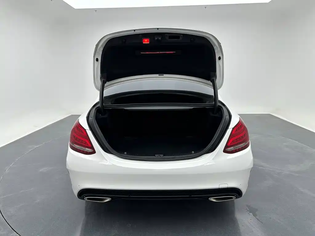 Mercedes-Benz C-Class — миниатюра 23