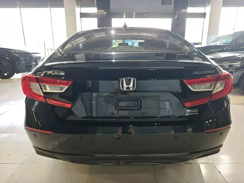 Honda Accord — миниатюра 5