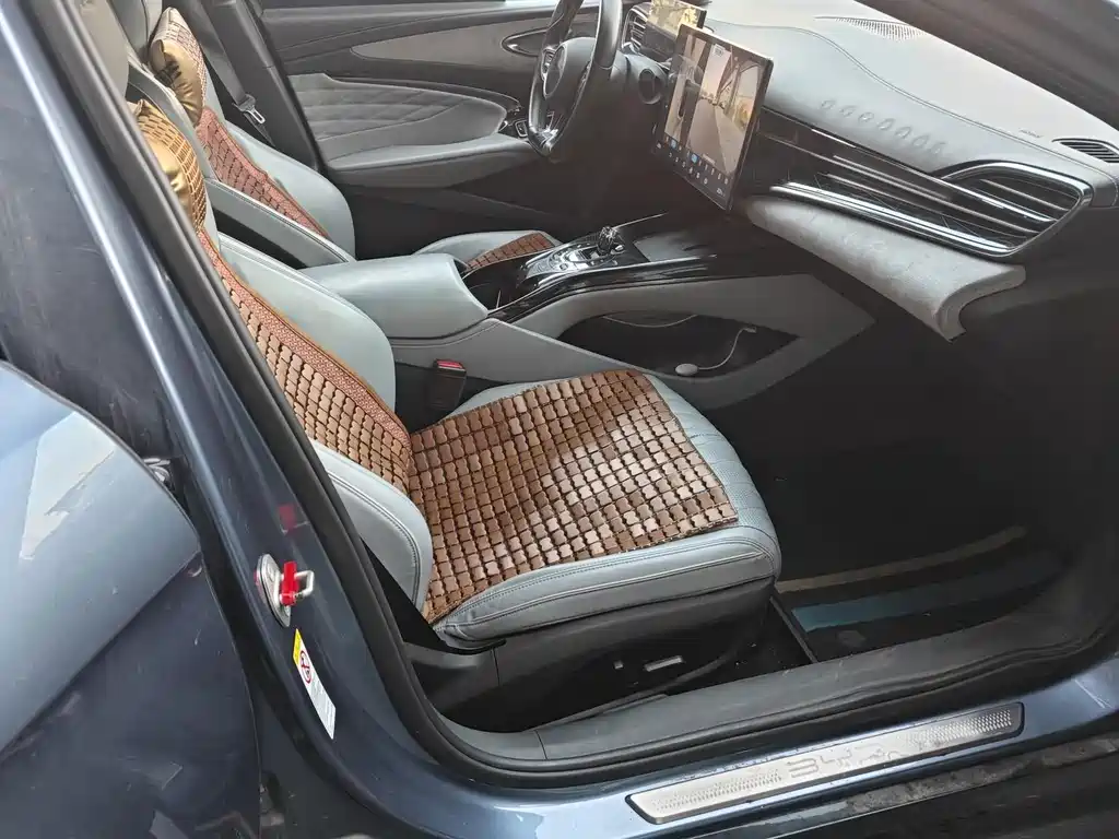 BYD Seal — миниатюра 6