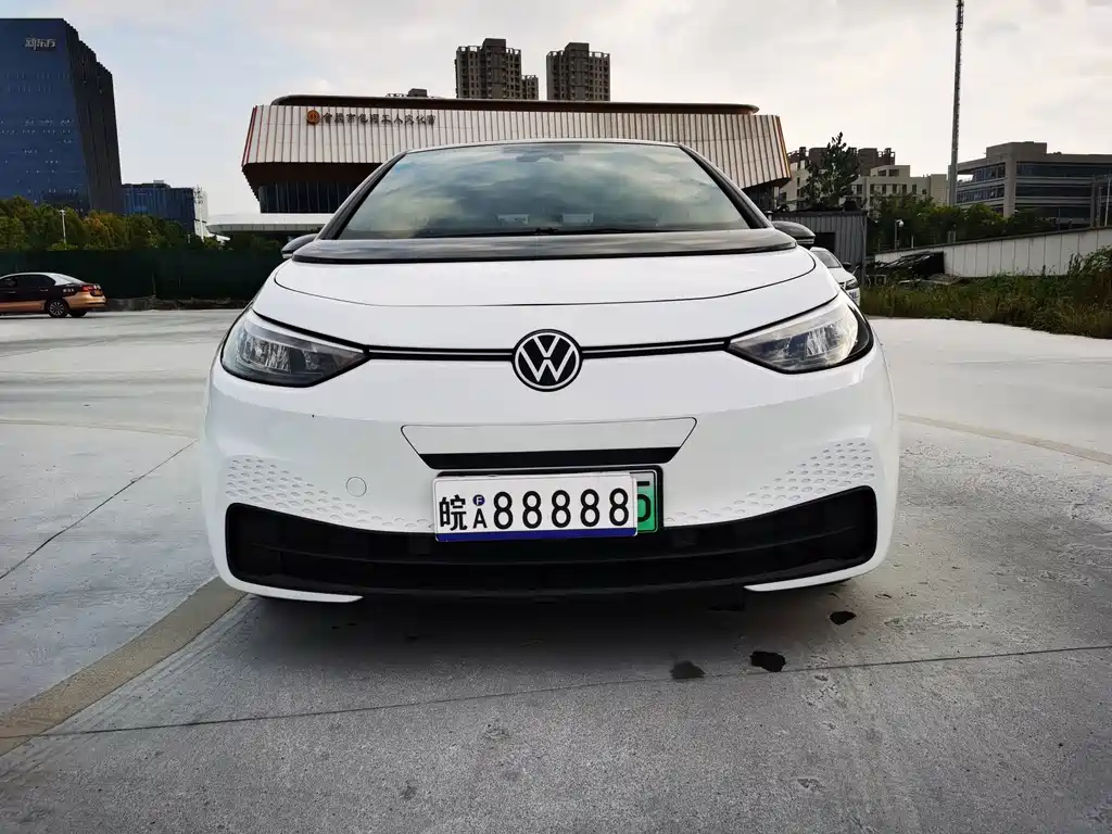 Volkswagen ID.3 — миниатюра 2