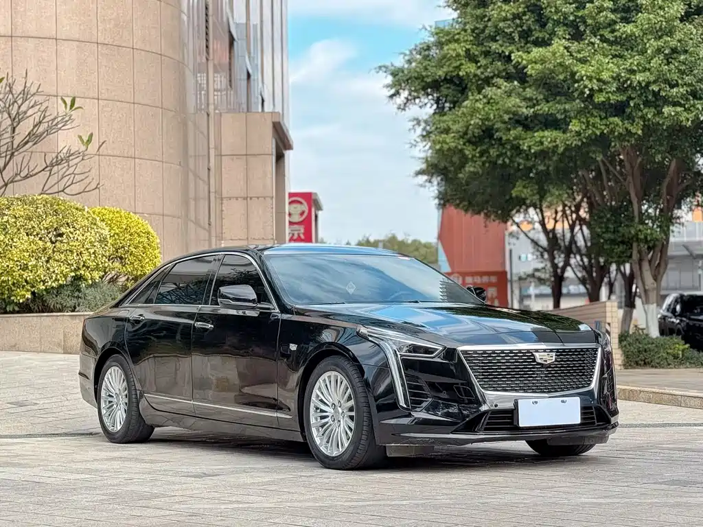 CADILLAC CT6