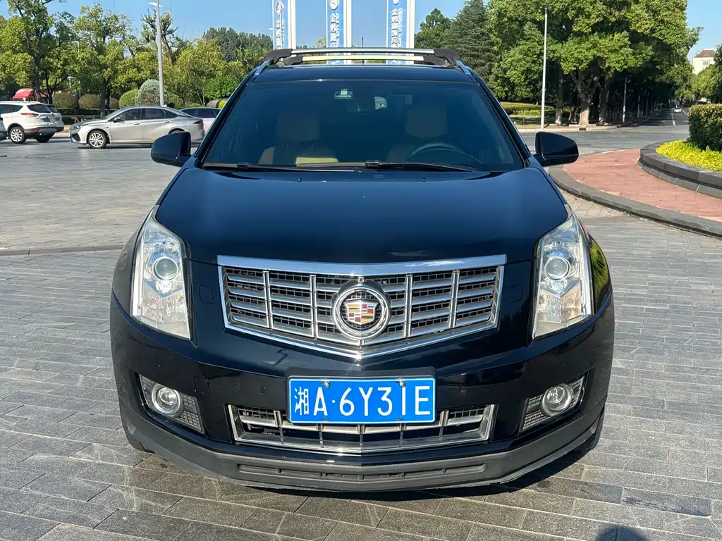 Cadillac SRX — миниатюра 2