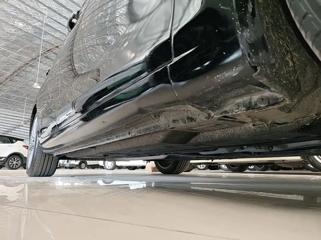 Hongqi Hongqi H5 — миниатюра 21