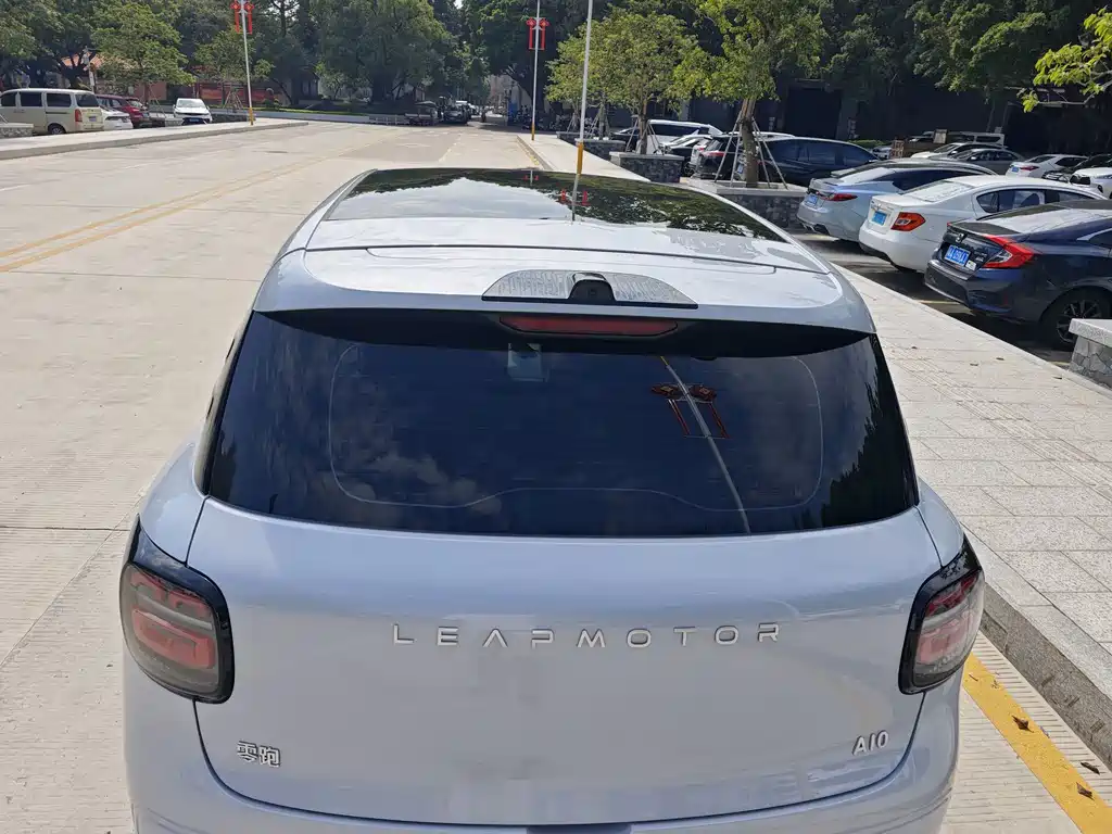 Leapmotor Leapmotor A10 — миниатюра 15