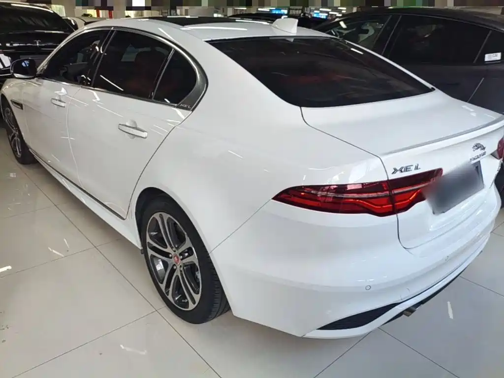 Jaguar XEL — миниатюра 5