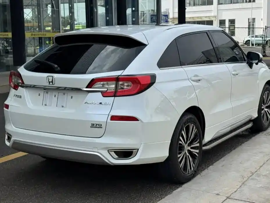 Honda Avancier — миниатюра 7