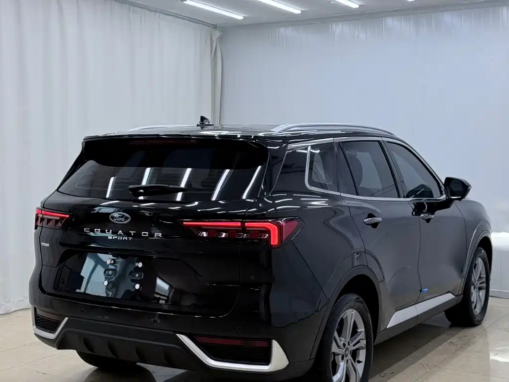 Ford Equator Sport — миниатюра 4