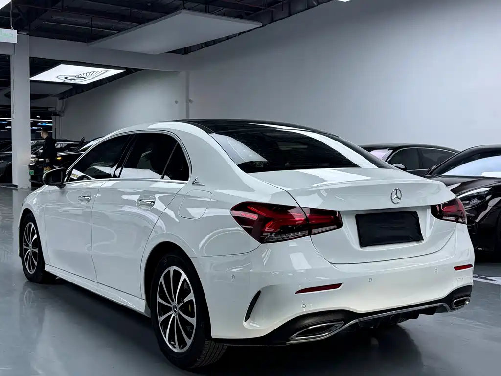 MERCEDES-BENZ A CLASS