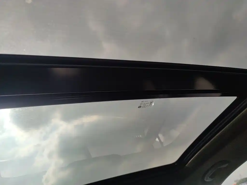 Cadillac XT6 — миниатюра 18