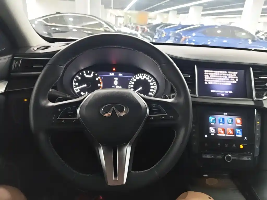 Infiniti QX50 — миниатюра 11
