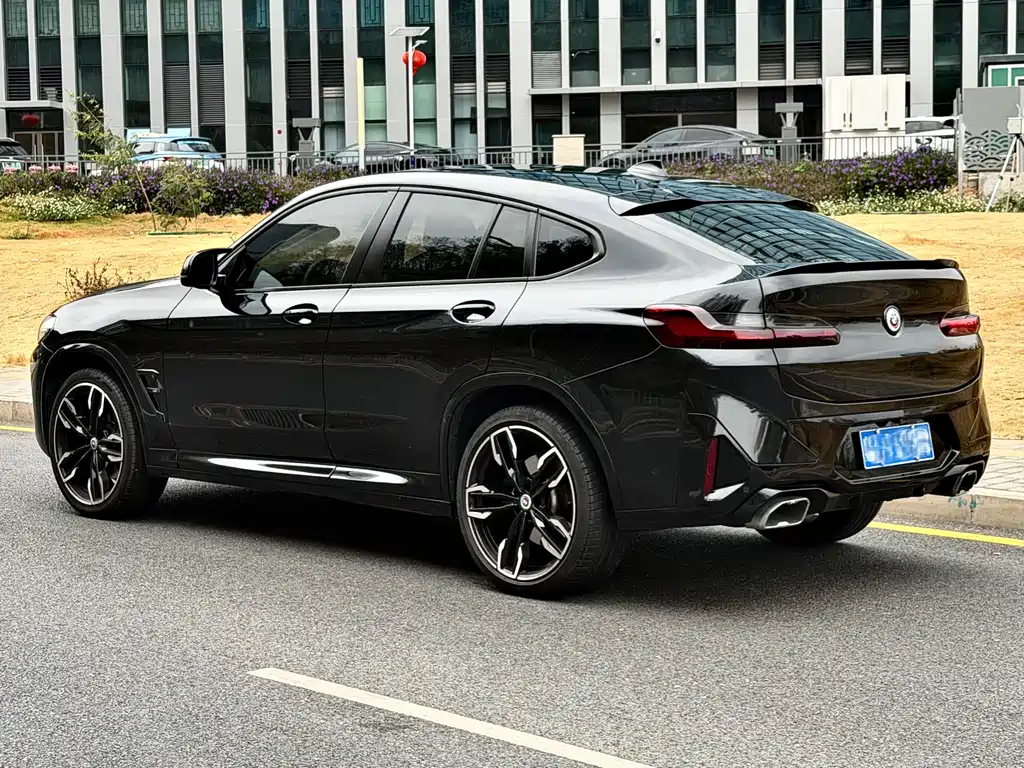 BMW X4 M40I