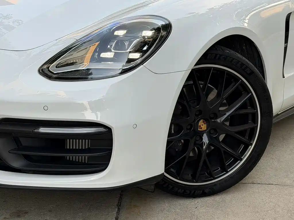 Porsche Panamera — миниатюра 16