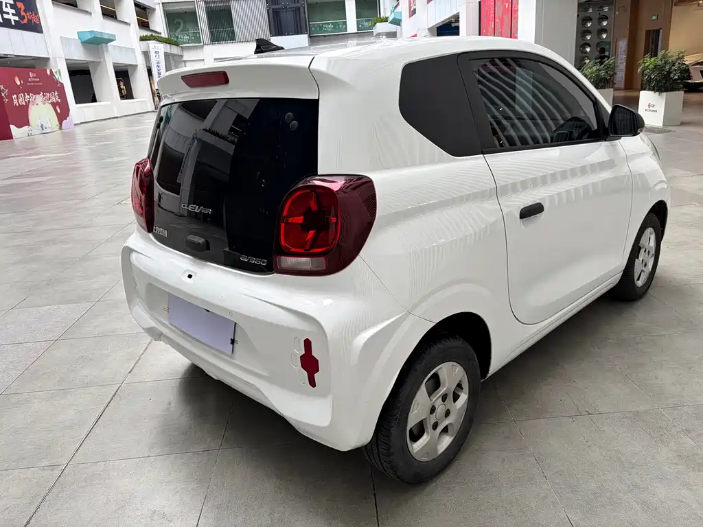 Roewe Clever — миниатюра 15