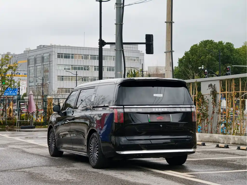 ZEEKR EXTREME KRYPTON 009
