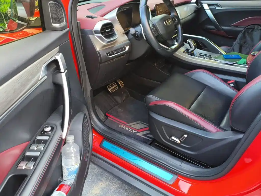 Geely Binyue — миниатюра 14