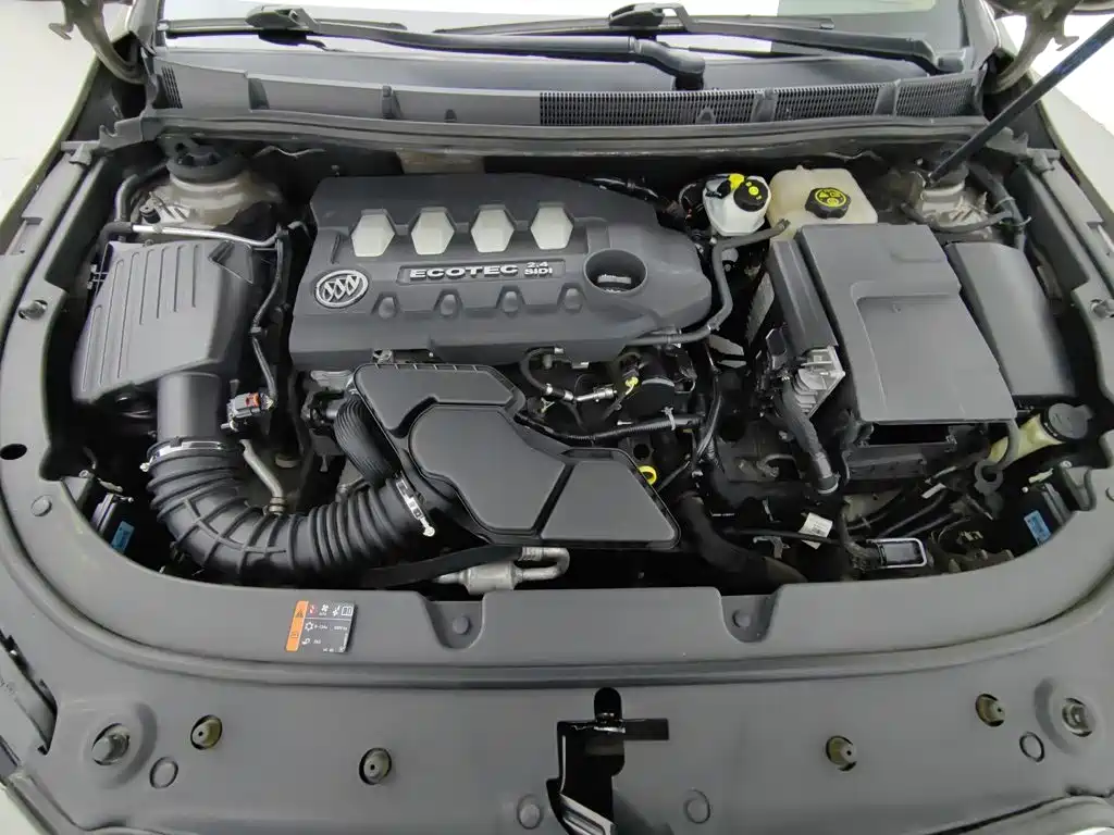 Buick LaCrosse — миниатюра 6