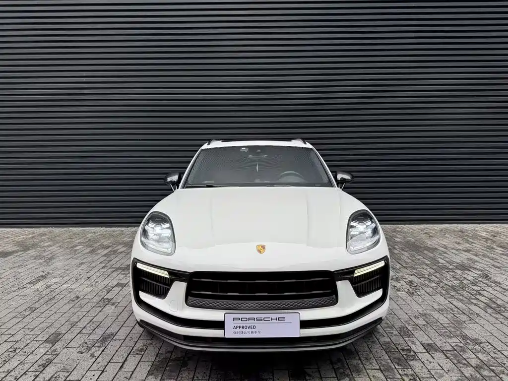 Porsche Macan — миниатюра 13