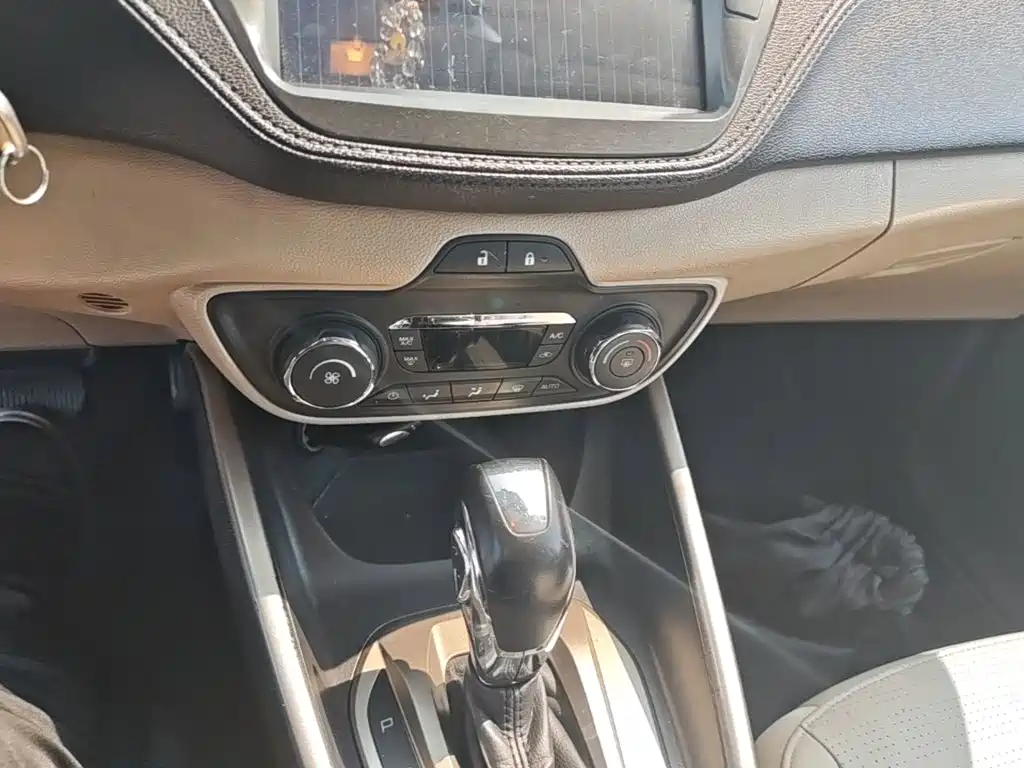 Ford Escort — миниатюра 13