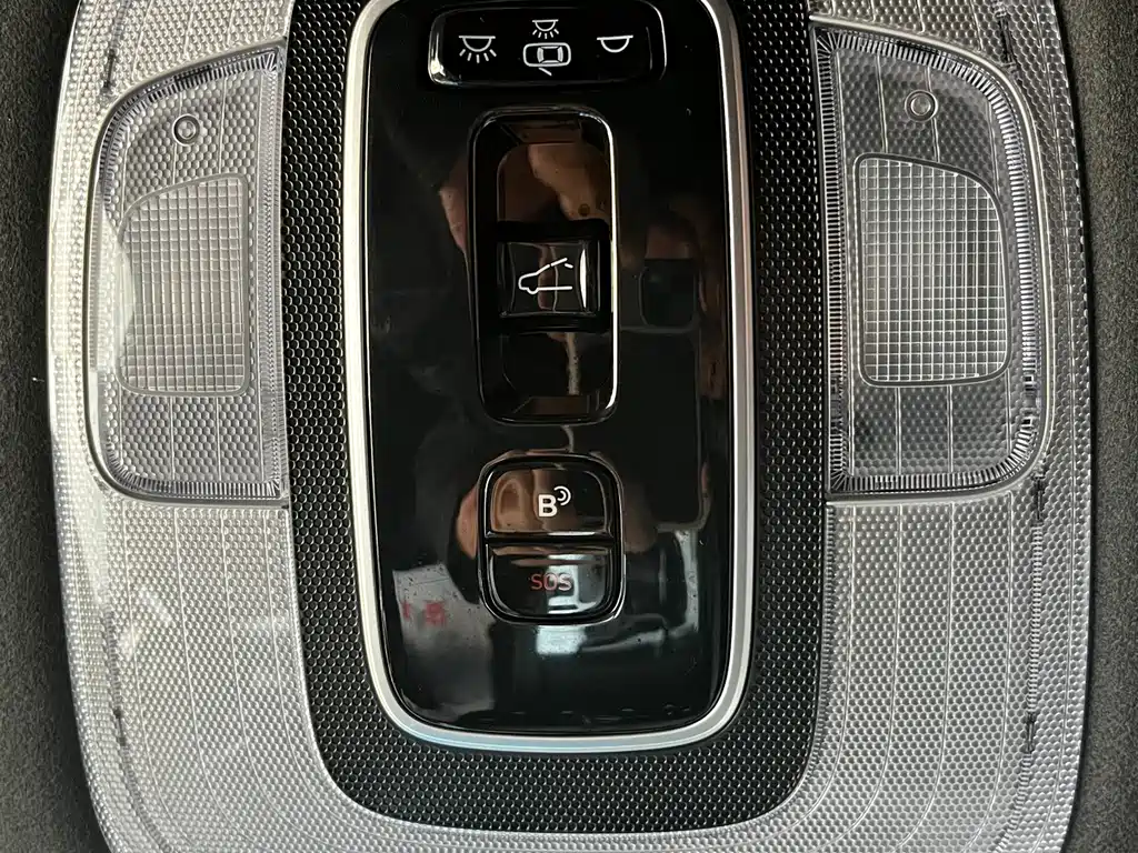 Hyundai Elantra — миниатюра 16