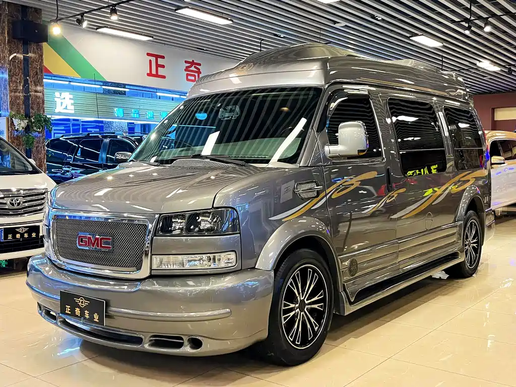 GMC Savana — миниатюра 3