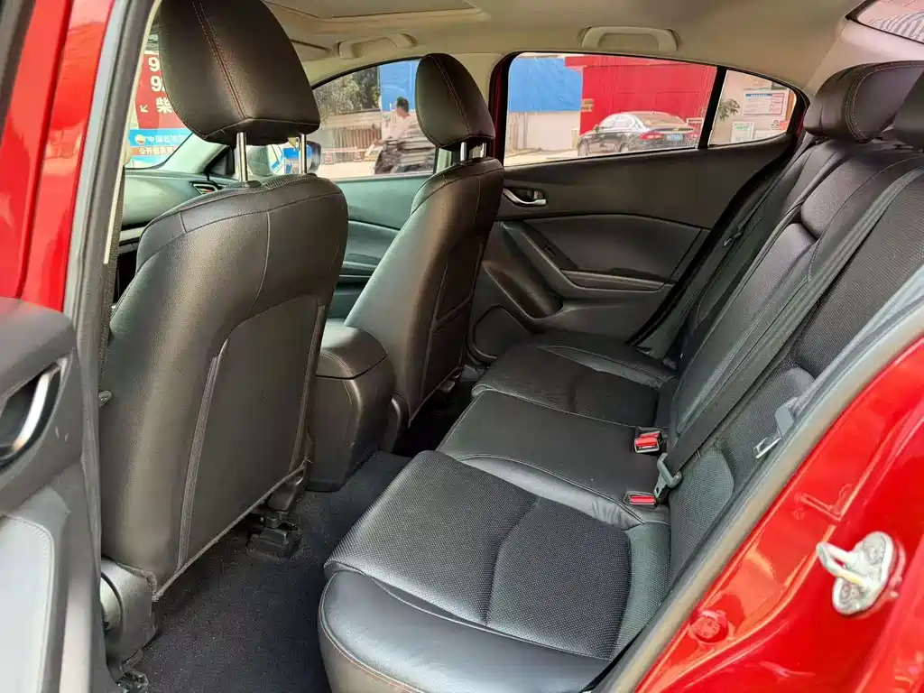 Mazda 3 Axela — миниатюра 9