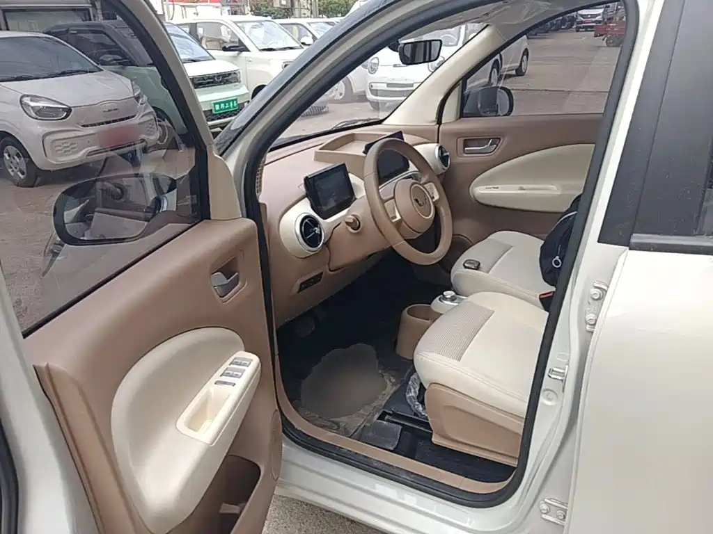 Wuling MINIEV — миниатюра 16