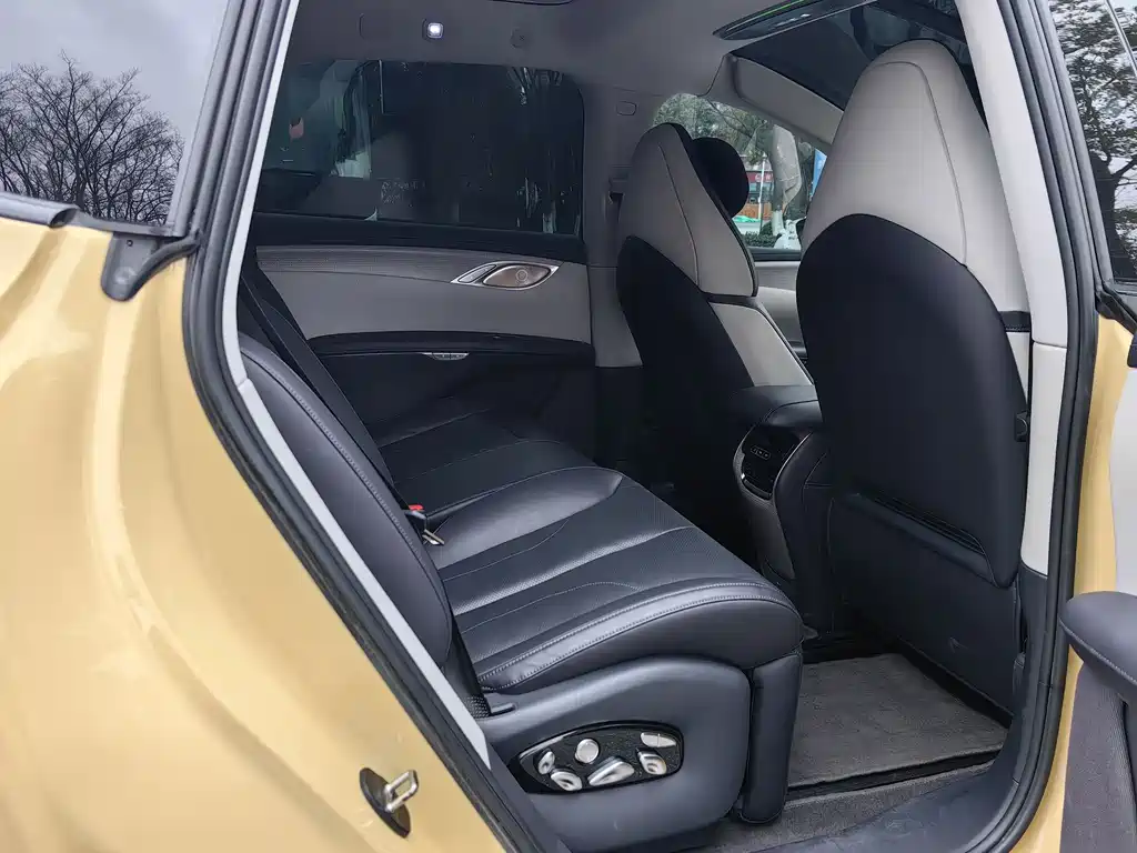 ZHIJI AUTOMOBILE ZHIJI LS7