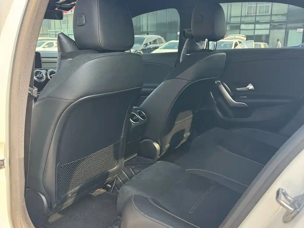 Mercedes-Benz A-Class — миниатюра 5