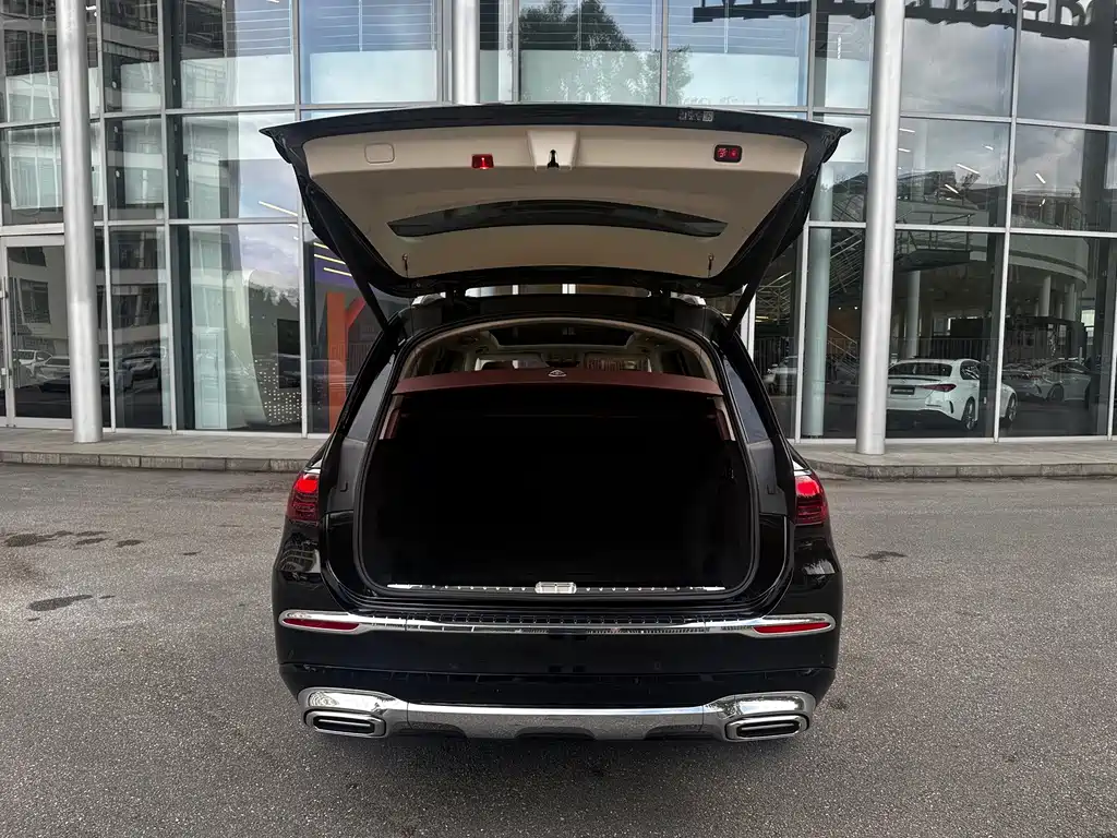 Mercedes-Benz GLS — миниатюра 14